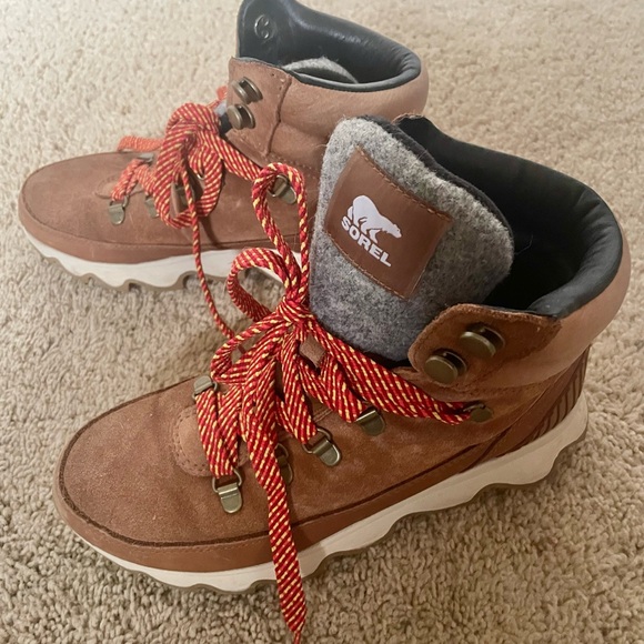 Sorel Women's Kinetic Conquest Waterproof Boots - Picture 10 of 13